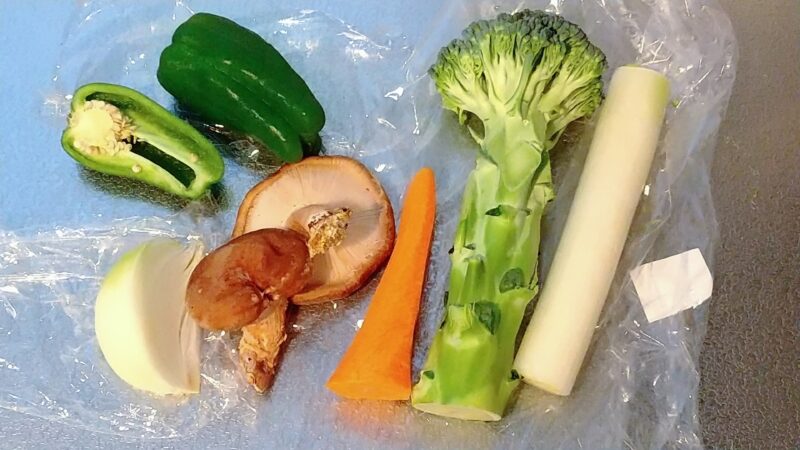 チャーハンの具材(野菜)
