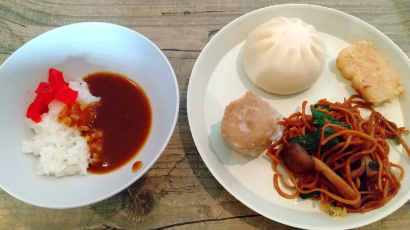朝食ビュッフェ