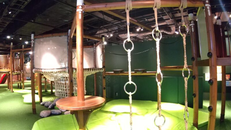 きのこのツリーデッキ